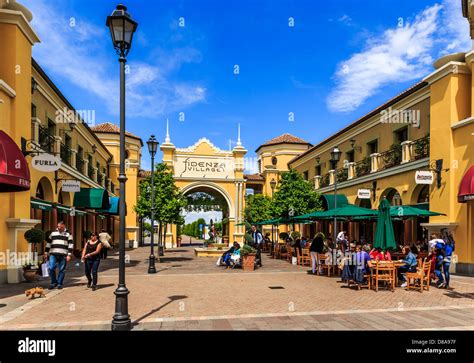 foto di prada fidenza|fidenza outlet parma.